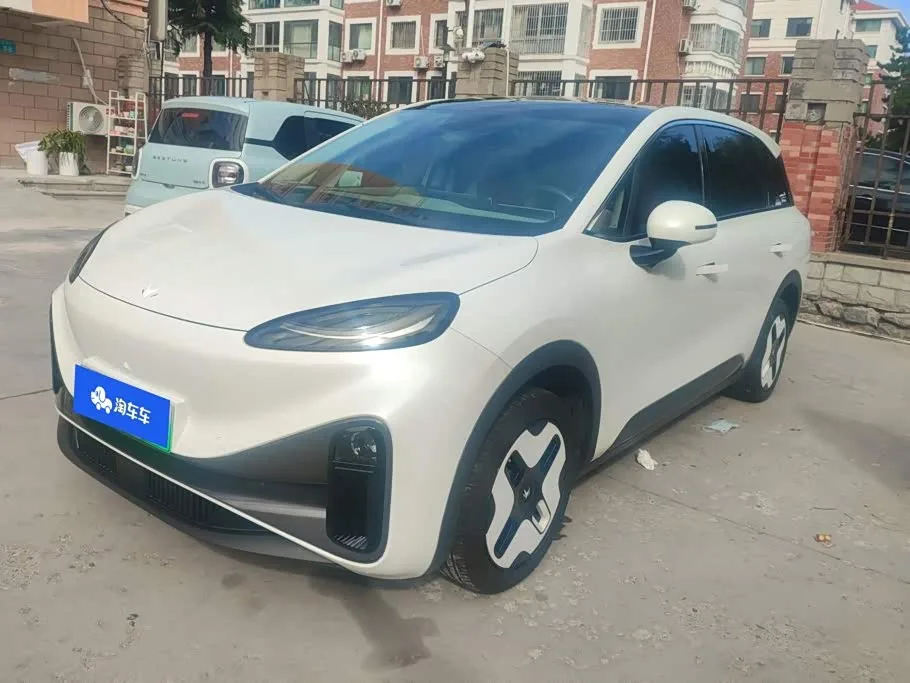BAIC Arcfox Kaola S 2025 из Китая — купить под ключ