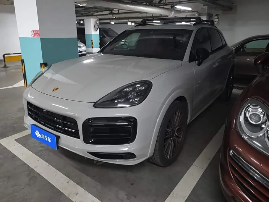 Porsche Cayenne 2022 из Китая — купить под ключ