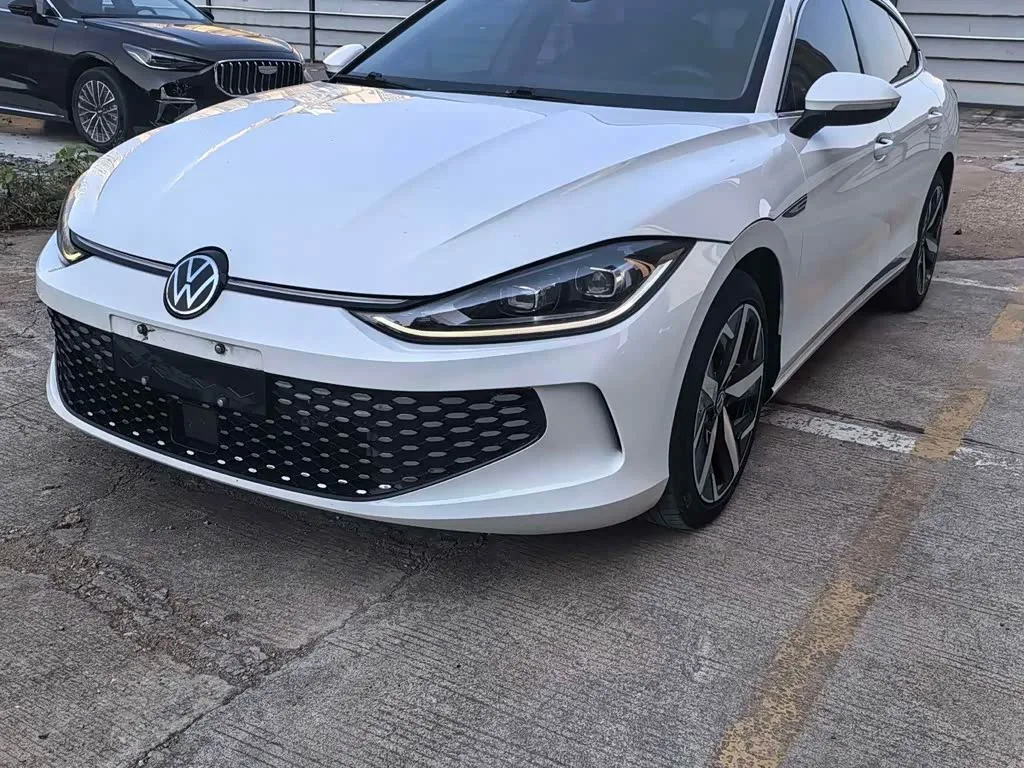 Volkswagen Lamando L 2023 из Китая — купить под ключ