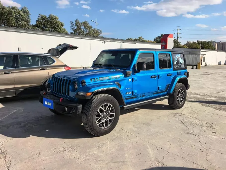 Jeep Wrangler Hybrid 2021 из Китая — купить под ключ