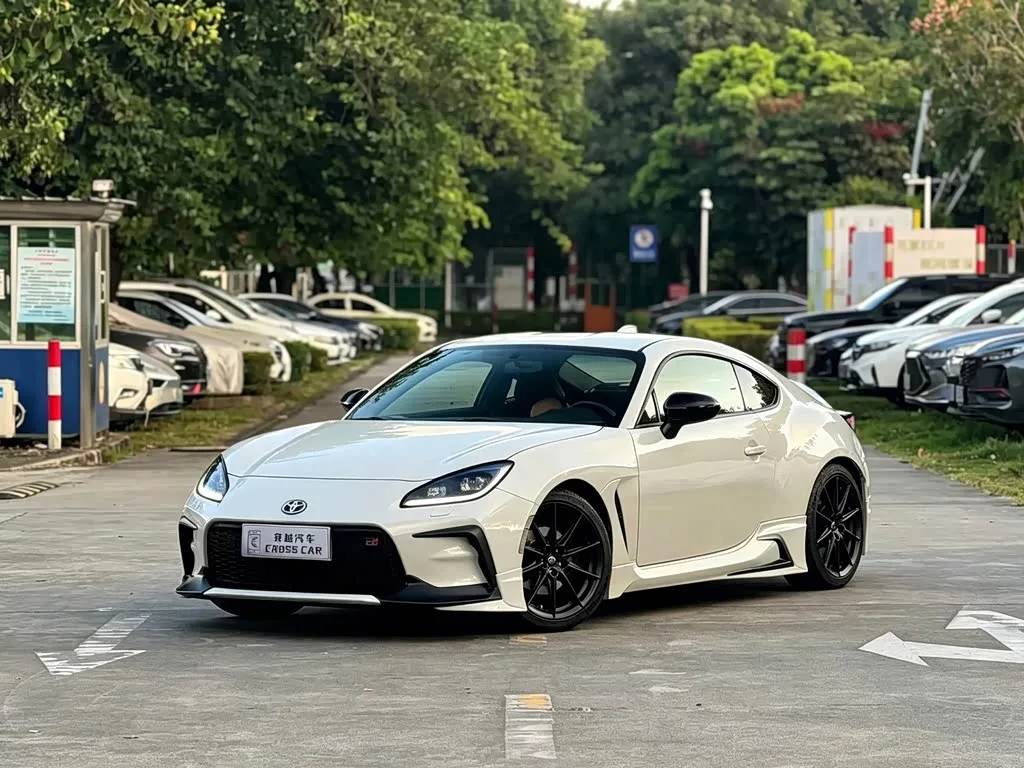 Toyota GR86 2023 из Китая — купить под ключ