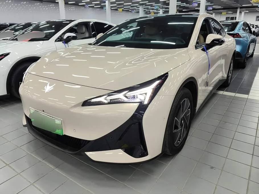 BAIC Arcfox Alpha S5 2025 из Китая — купить под ключ