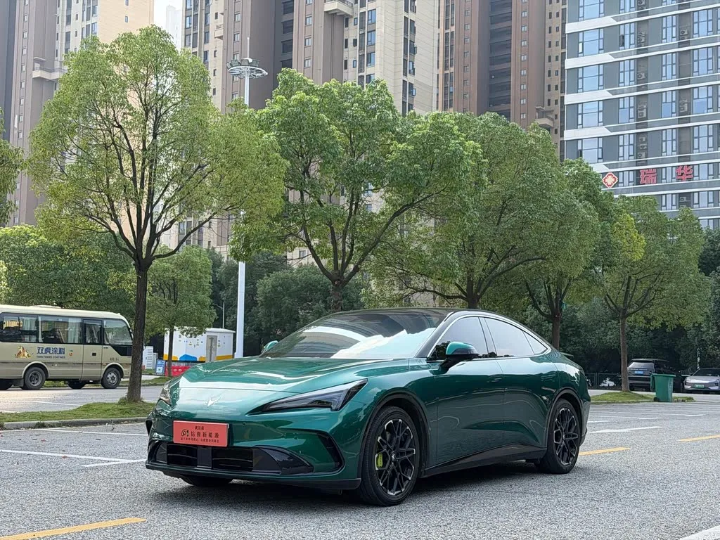 BAIC Arcfox Alpha S5 2026 из Китая — купить под ключ
