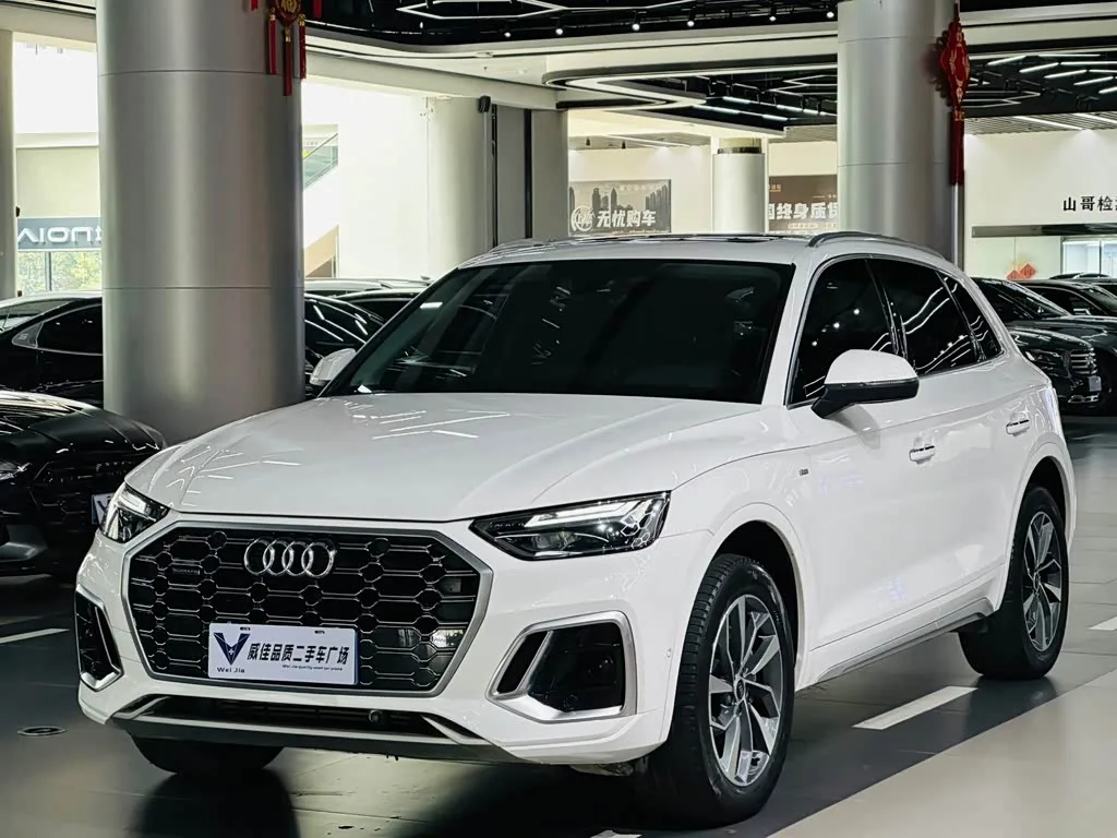 Audi Q5L 2022 из Китая — купить под ключ