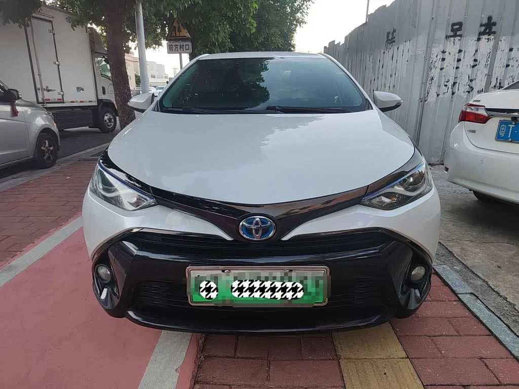 Toyota Levin Hybrid 2022 из Китая — купить под ключ