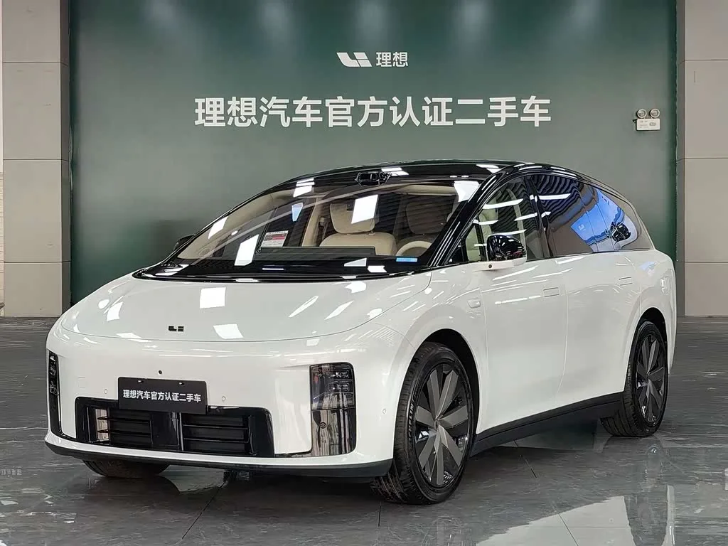 LiXiang i8 2025 из Китая — купить под ключ