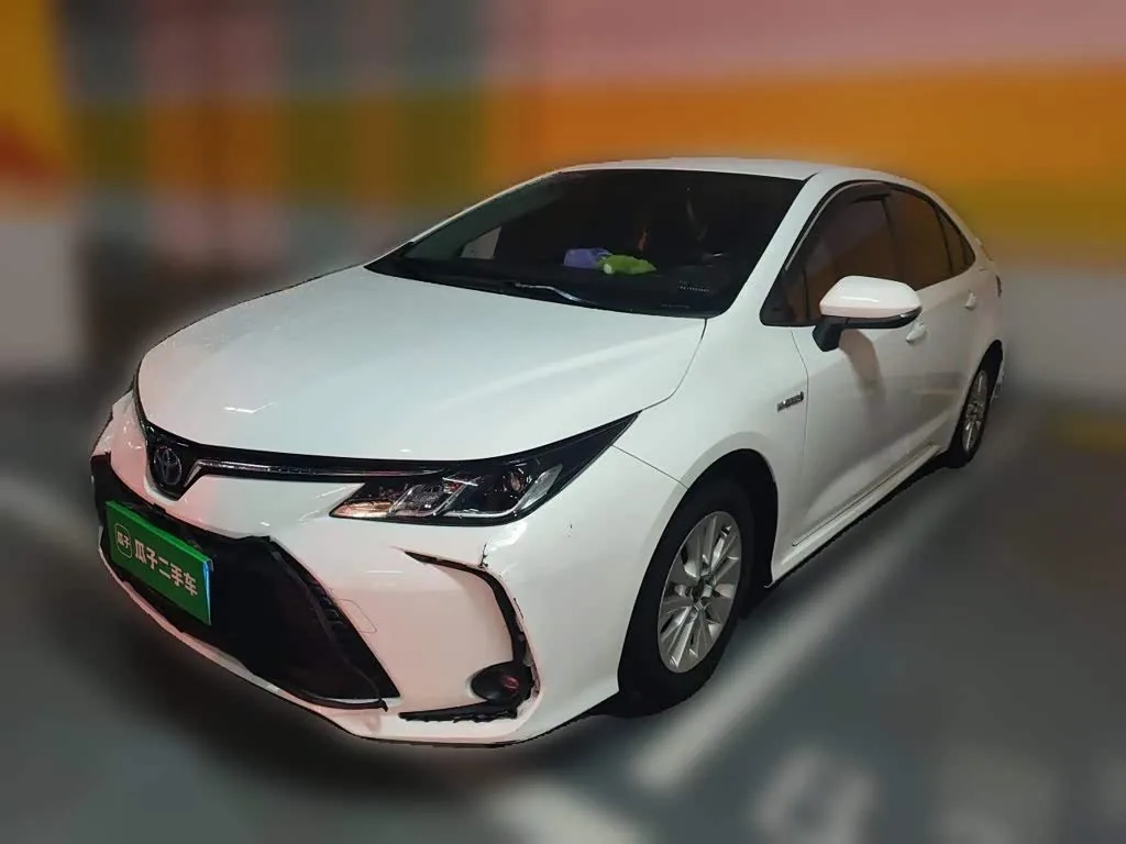 Toyota Corolla 2023 из Китая — купить под ключ