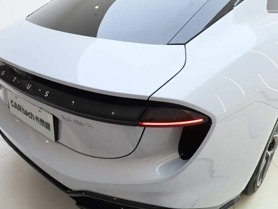 Lotus Emeya 2025 из Китая — купить под ключ