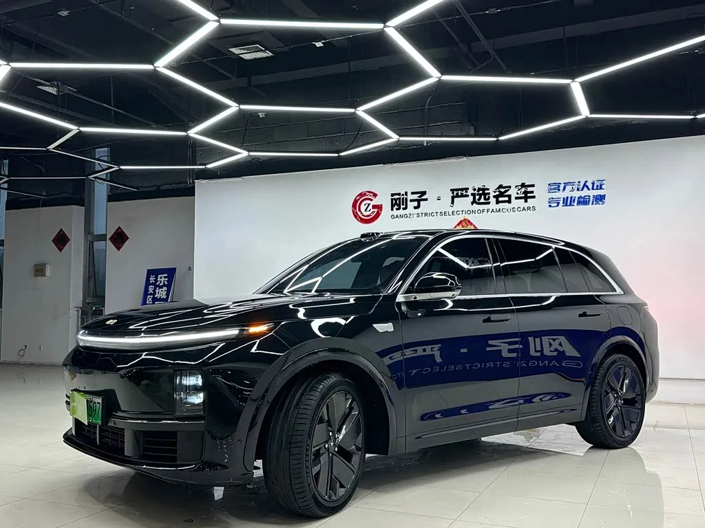 LiXiang L7 2025 из Китая — купить под ключ