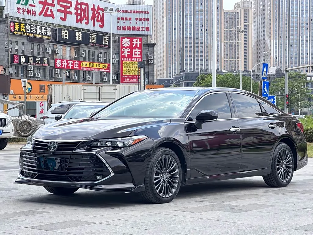 Toyota Avalon 2021 из Китая — купить под ключ