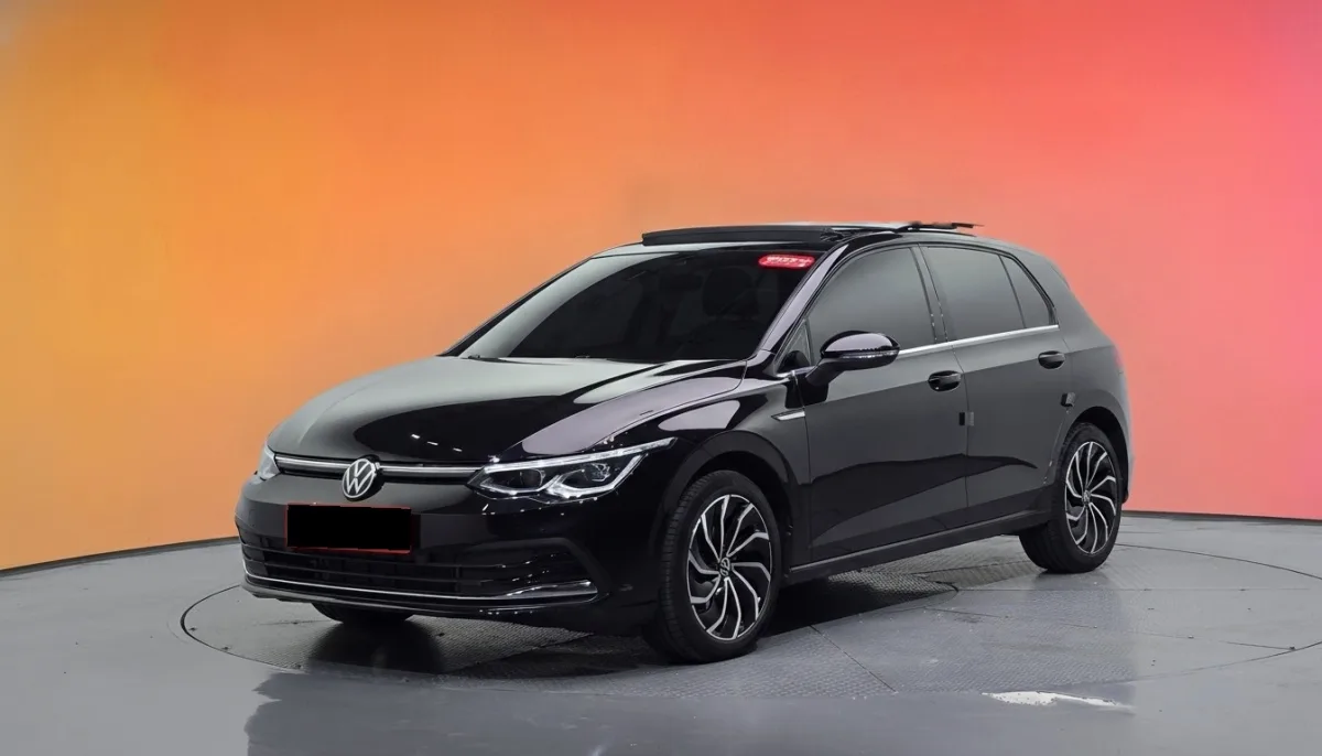 Volkswagen Golf 2023 из Кореи — купить под ключ