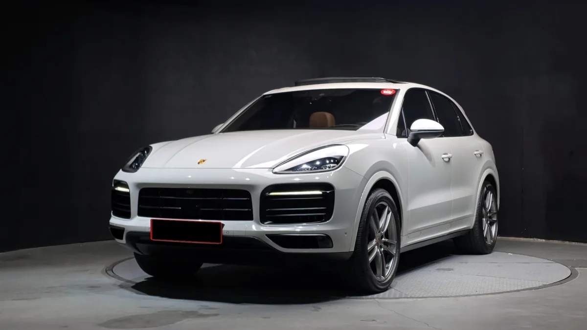 Porsche Cayenne 2023 из Кореи — купить под ключ