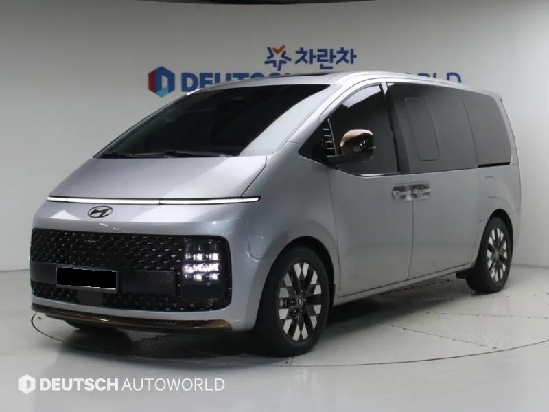 Hyundai Staria 2023 из Кореи — купить под ключ