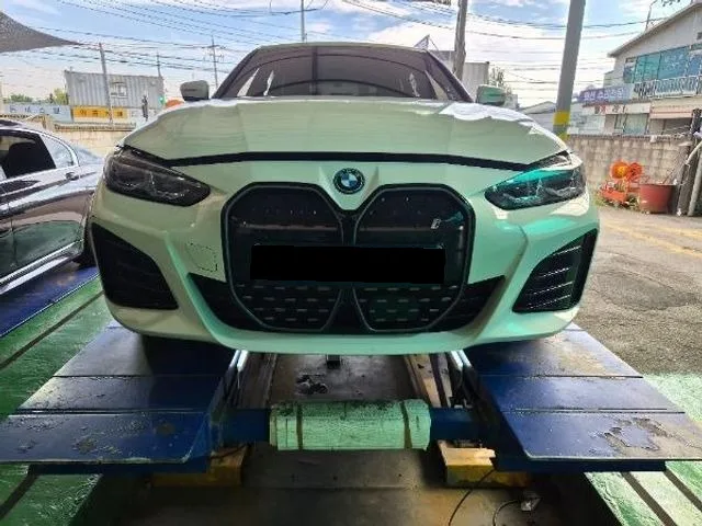 BMW i4 2023 из Кореи — купить под ключ