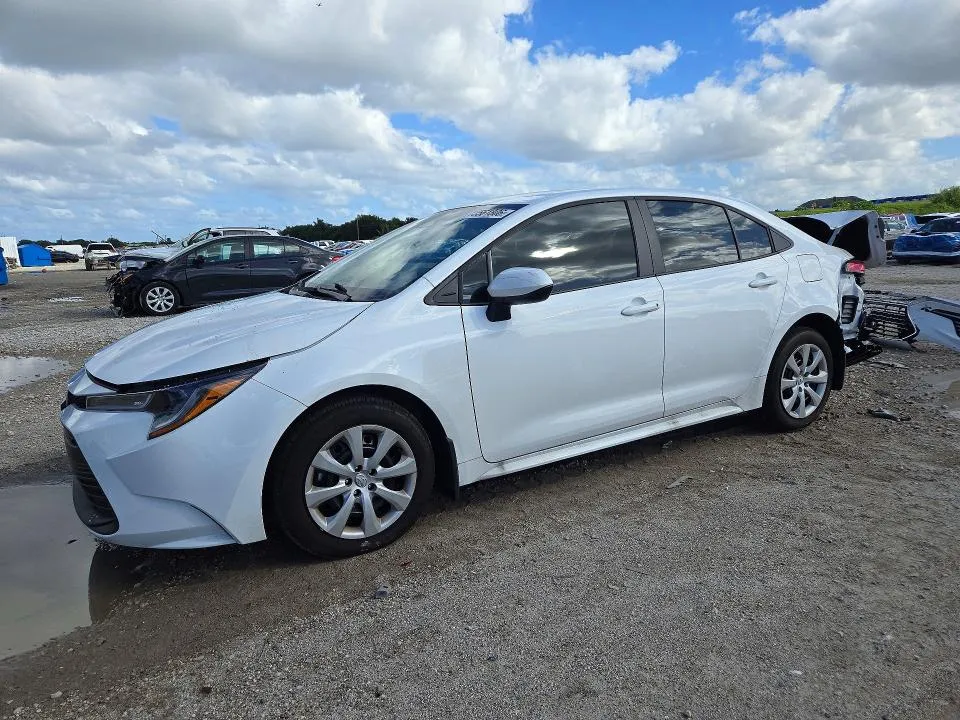 Toyota Corolla 2026 из США — купить под ключ