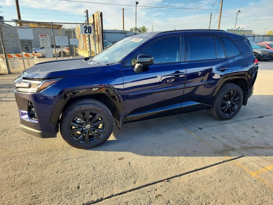 Toyota RAV4 2026 из США — купить под ключ