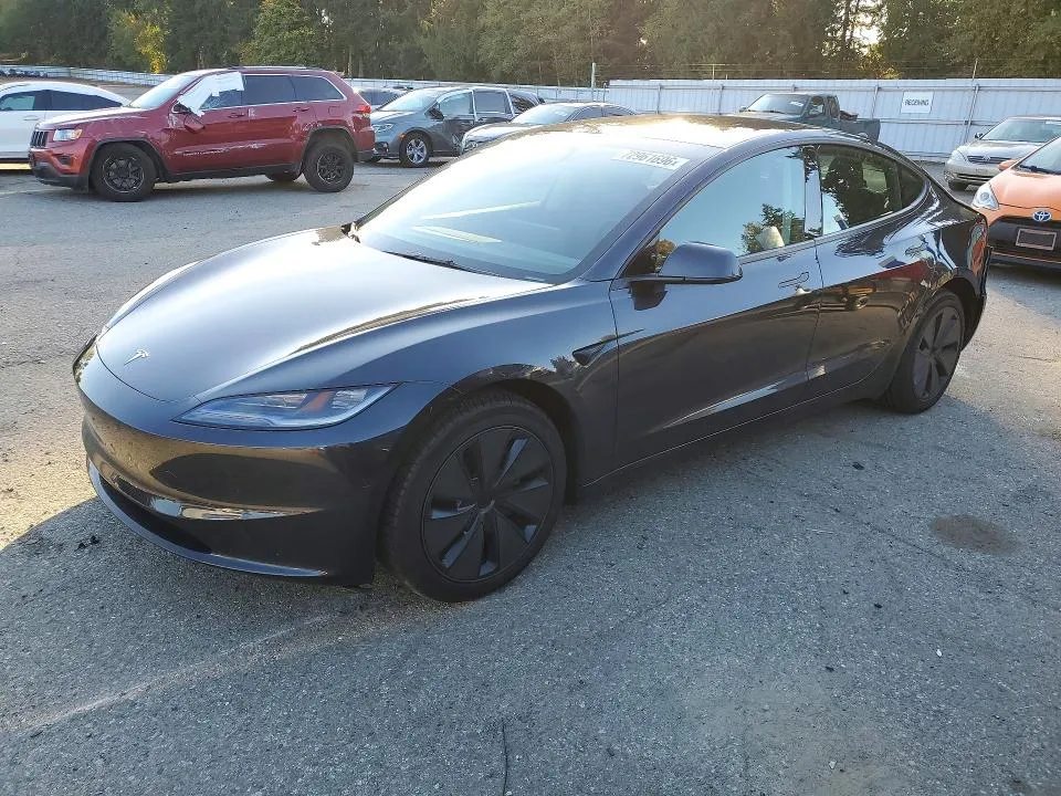 Tesla Model 3 2024 из США — купить под ключ