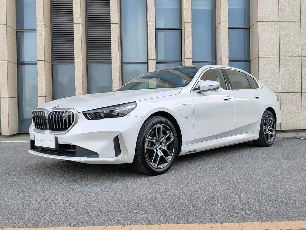 BMW i5 2025 из Китая — купить под ключ