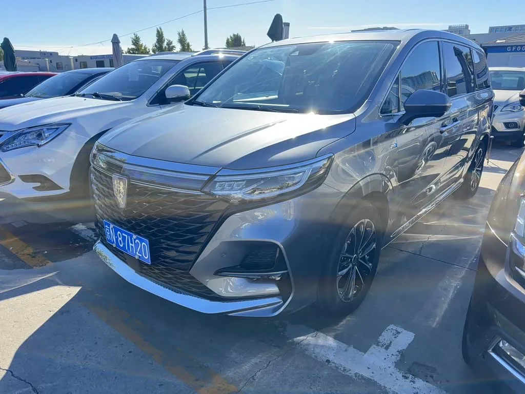 Roewe iMax 8 2021 из Китая — купить под ключ