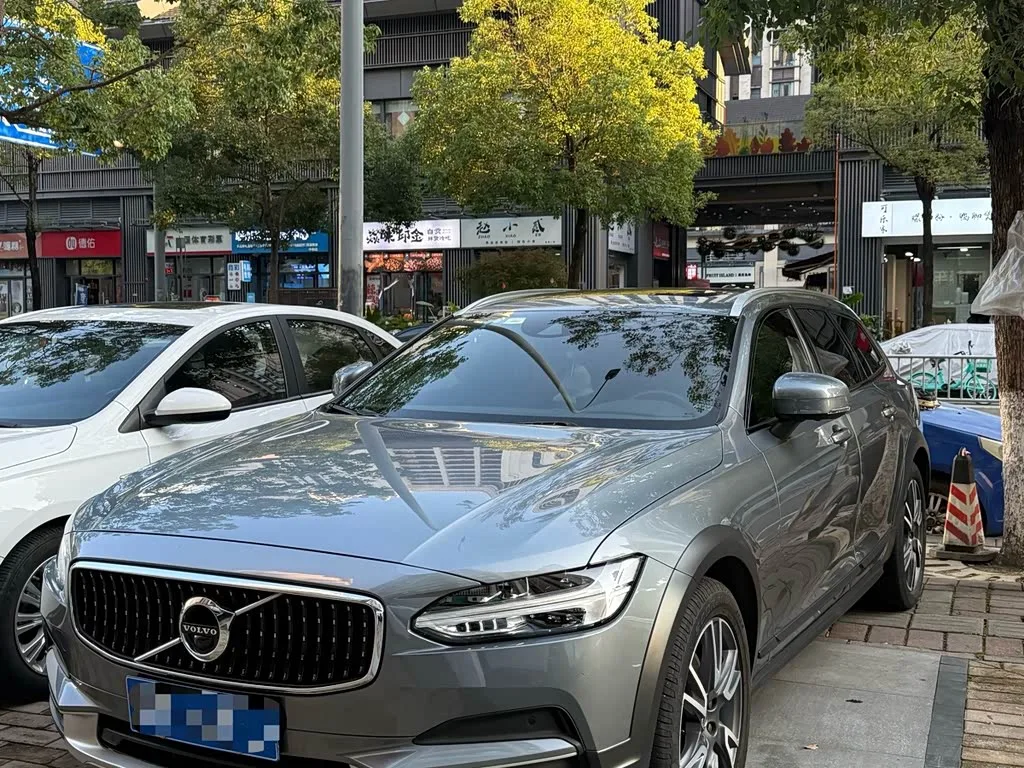 Volvo V90 2020 из Китая — купить под ключ