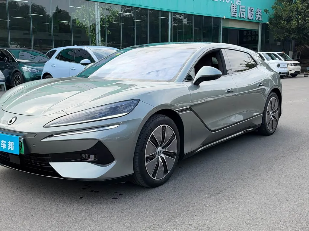 Denza Z9GT 2025 из Китая — купить под ключ