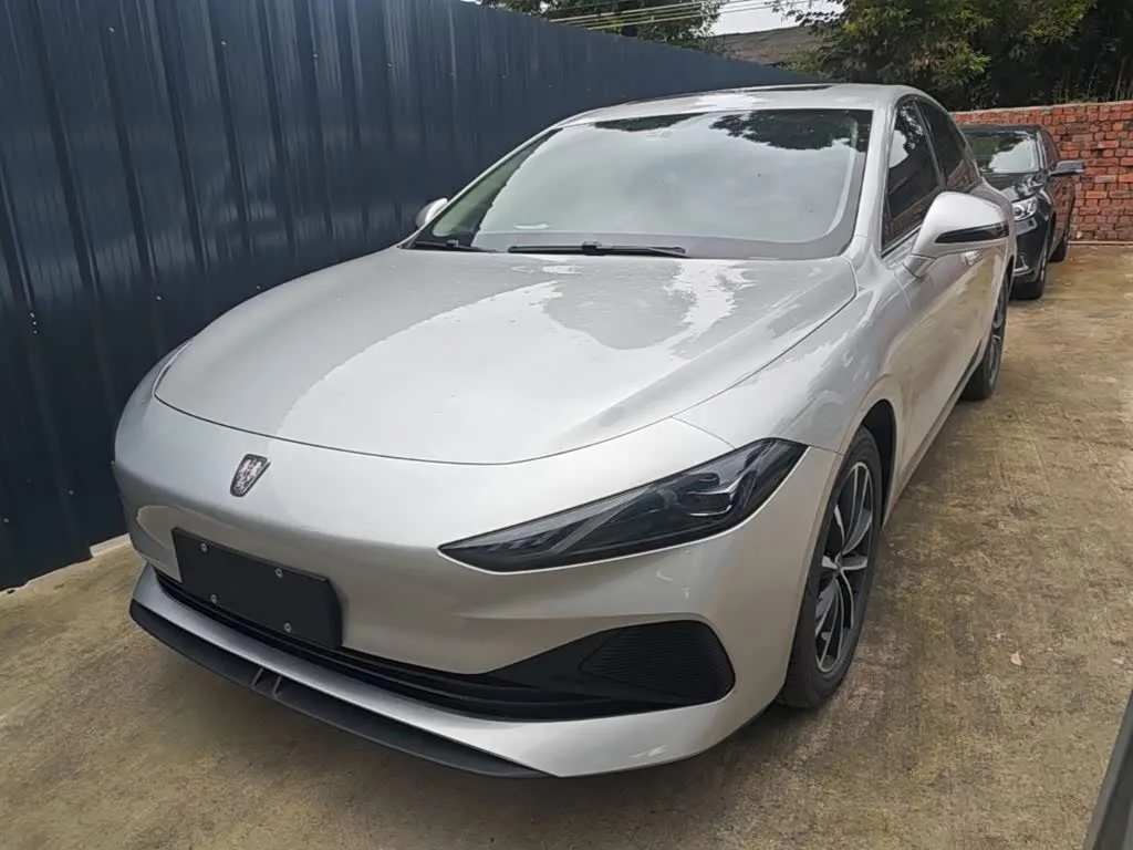 Roewe D7 2025 из Китая — купить под ключ