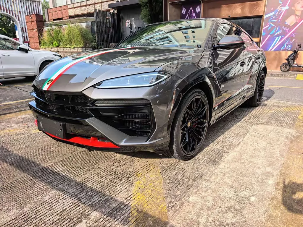 Lamborghini Urus SE 2026 из Китая — купить под ключ