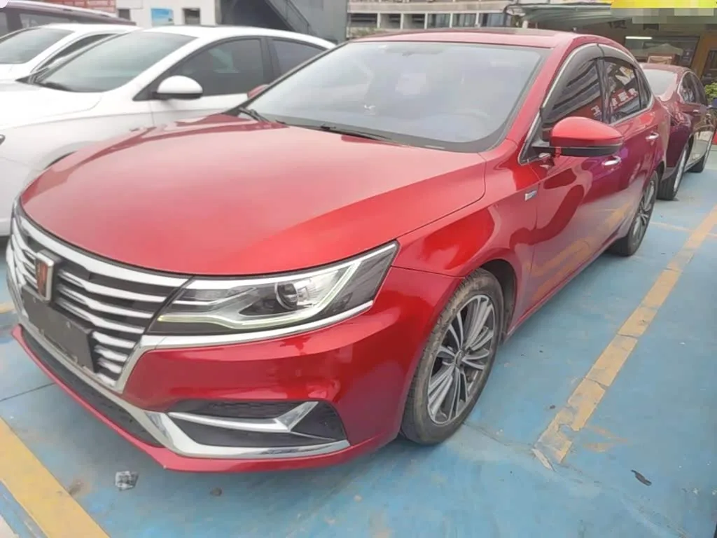 Roewe i6 2019 из Китая — купить под ключ