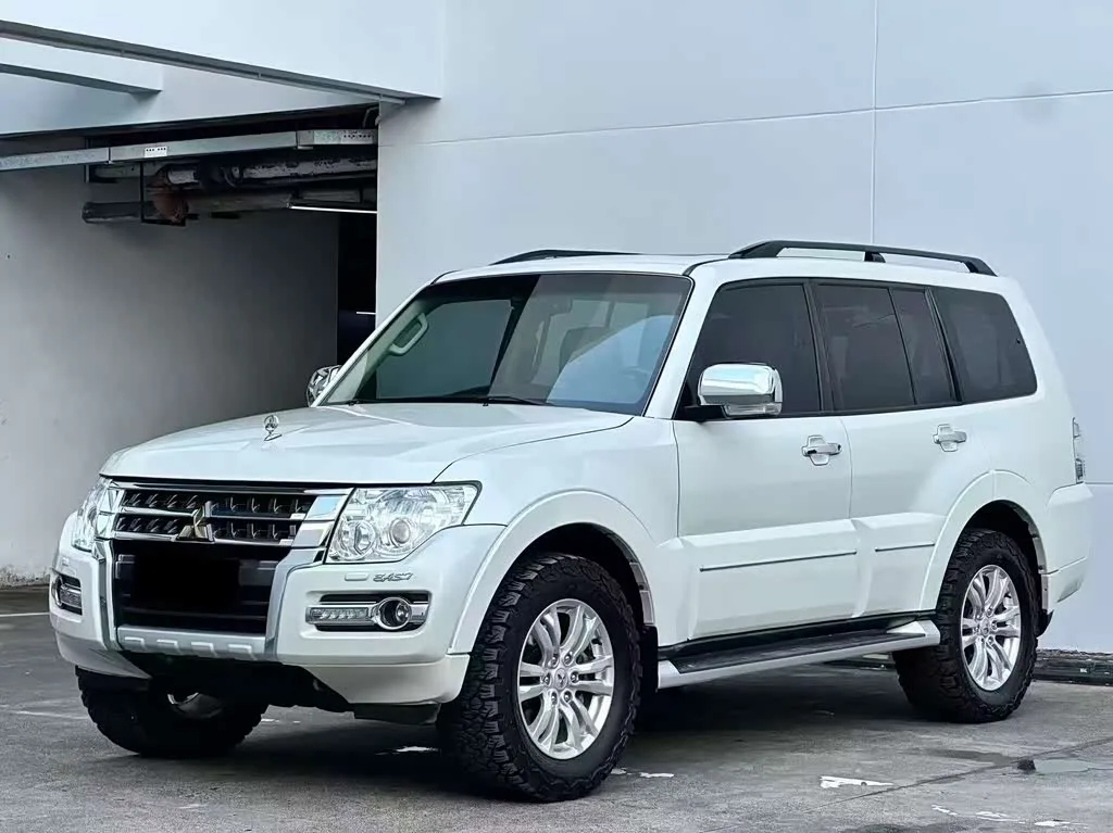 Mitsubishi Pajero 2019 из Китая — купить под ключ