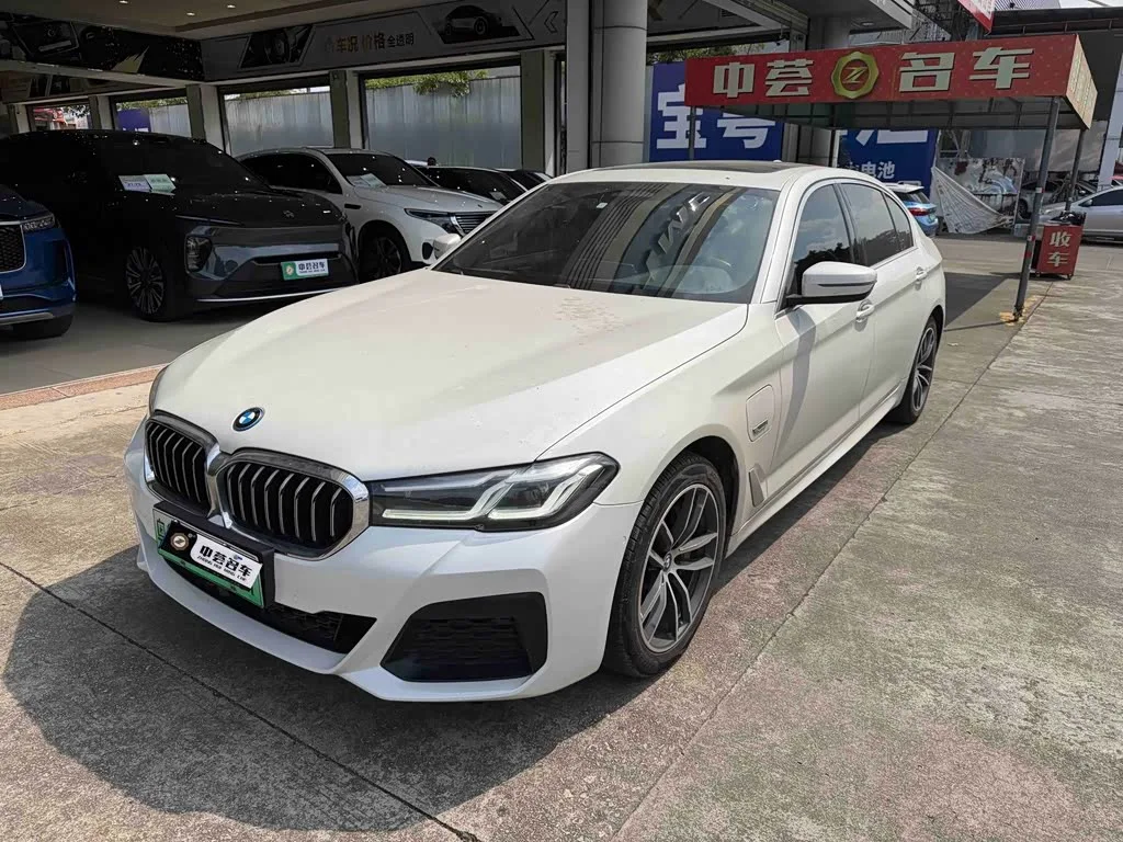BMW 5 Series Hybrid 2022 из Китая — купить под ключ