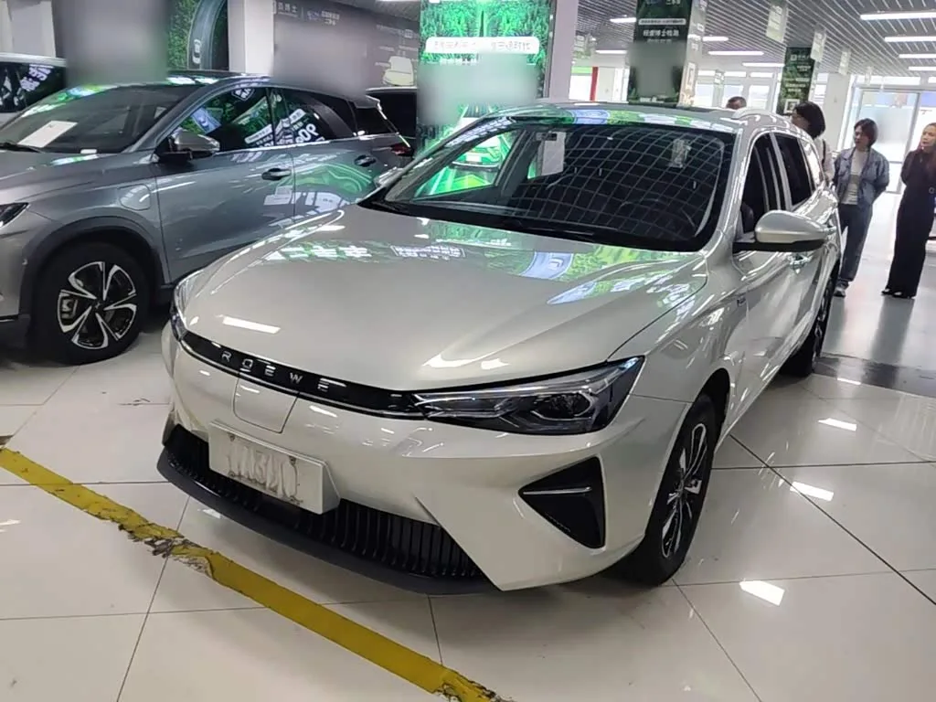 Roewe Ei5 2021 из Китая — купить под ключ