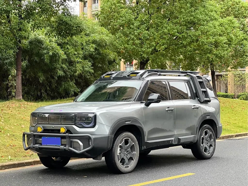BAIC Beijing BJ30 2024 из Китая — купить под ключ