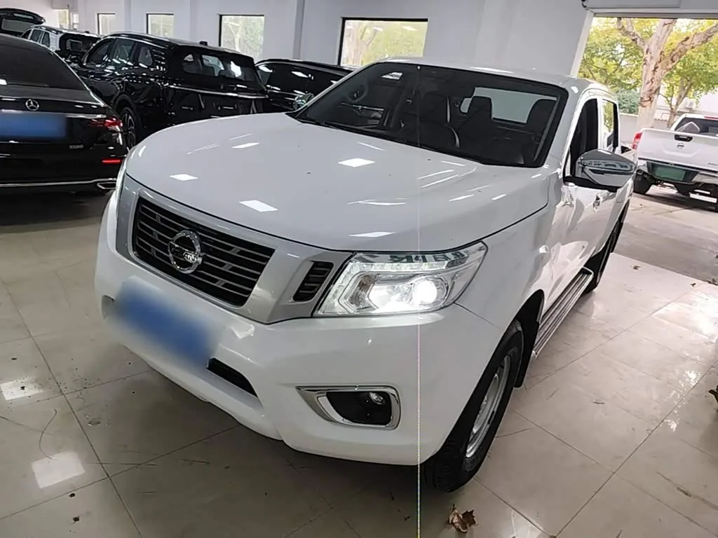 Nissan Navara 2023 из Китая — купить под ключ