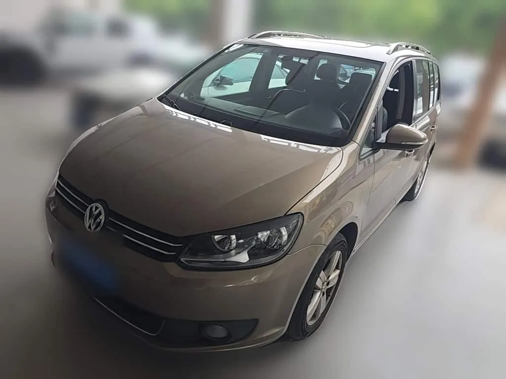 Volkswagen Touran L 2015 из Китая — купить под ключ