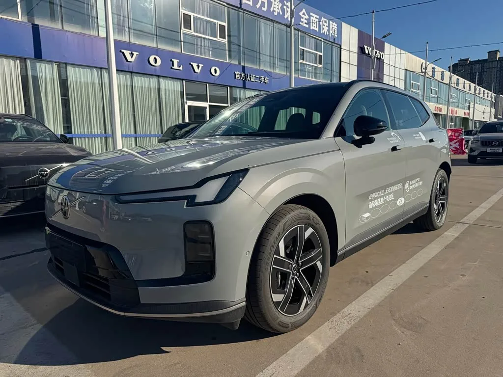 Volvo XC70 Hybrid 2025 из Китая — купить под ключ