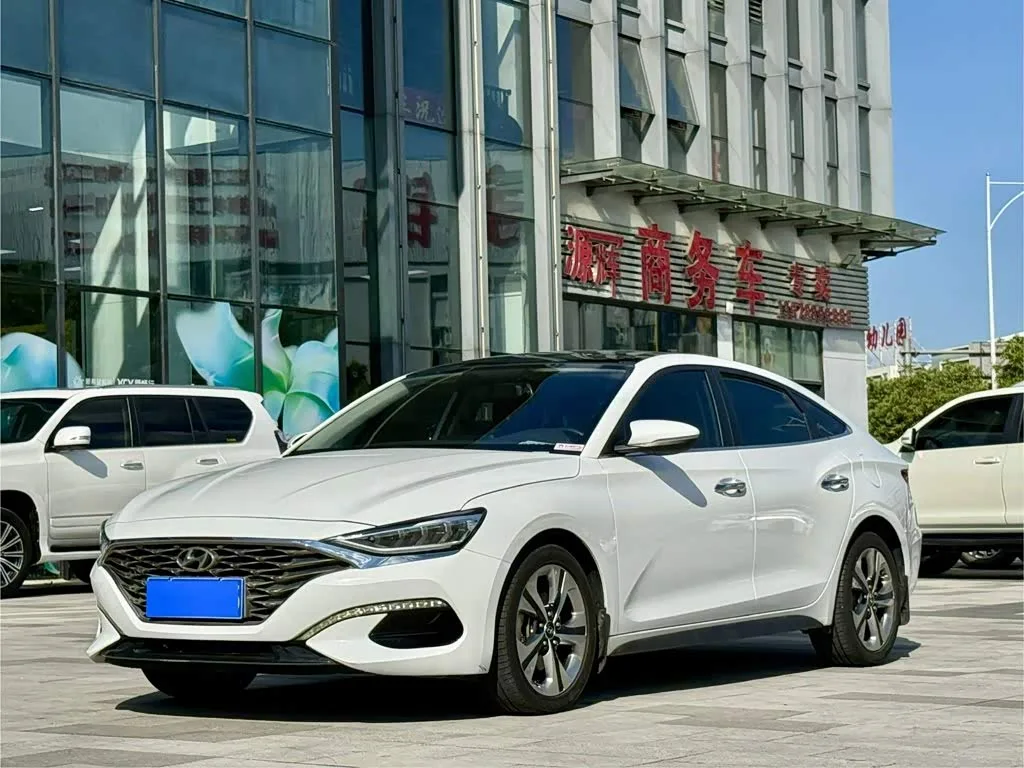 Hyundai Lafesta 2021 из Китая — купить под ключ