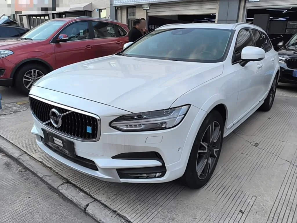 Volvo V90 2018 из Китая — купить под ключ