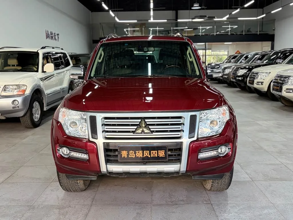 Mitsubishi Pajero 2019 из Китая — купить под ключ