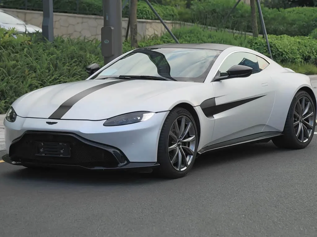 Aston Martin V8 Vantage 2018 из Китая — купить под ключ