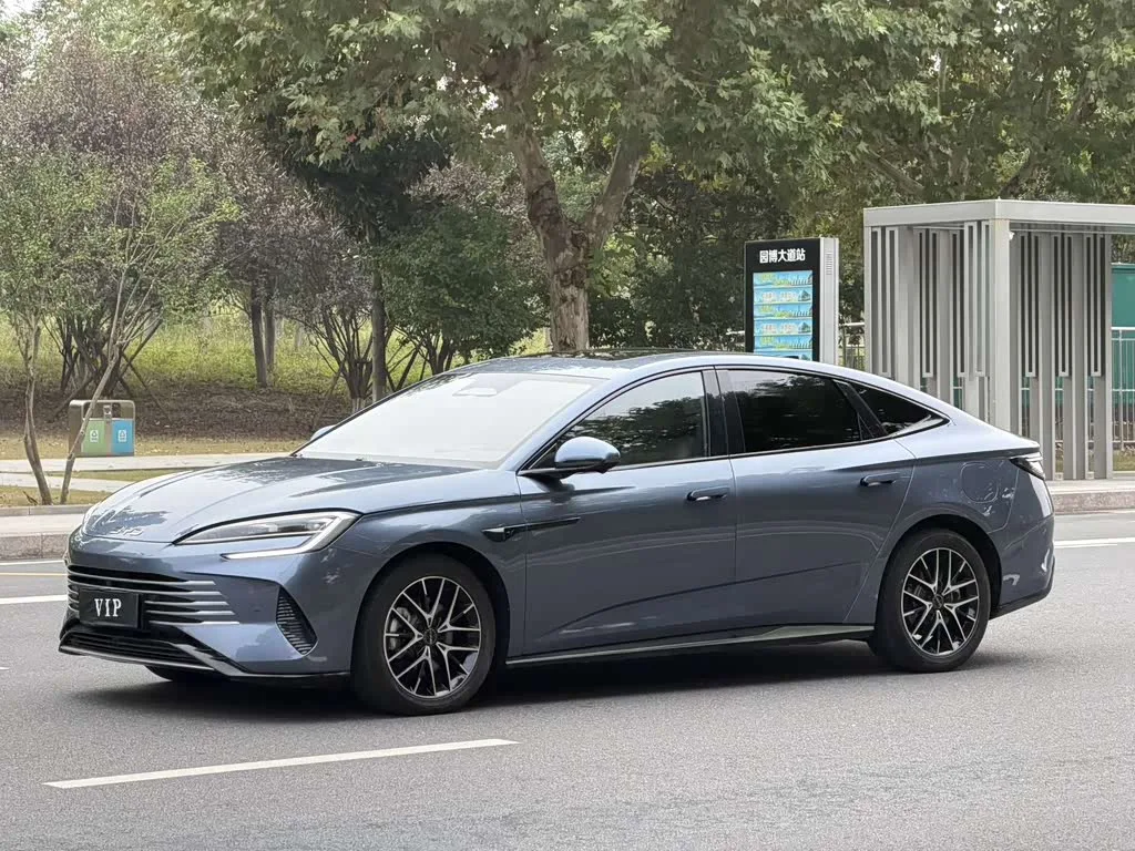 BYD Seal 07 DM-i Hybrid 2025 из Китая — купить под ключ