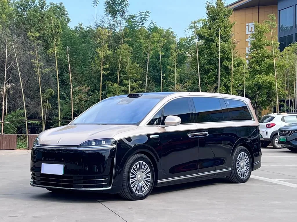 Luxeed V9 2026 из Китая — купить под ключ