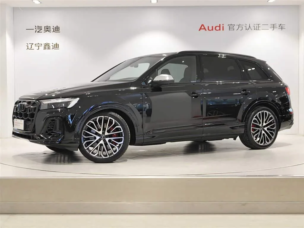 Audi SQ7 2025 из Китая — купить под ключ