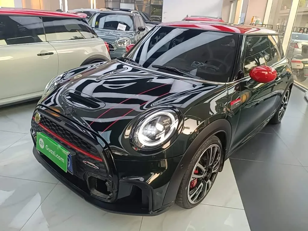 Mini Mini JCW 2022 из Китая — купить под ключ