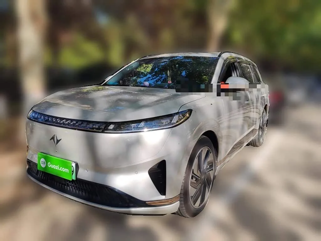 Dongfeng Yipai eπ 008 2024 из Китая — купить под ключ