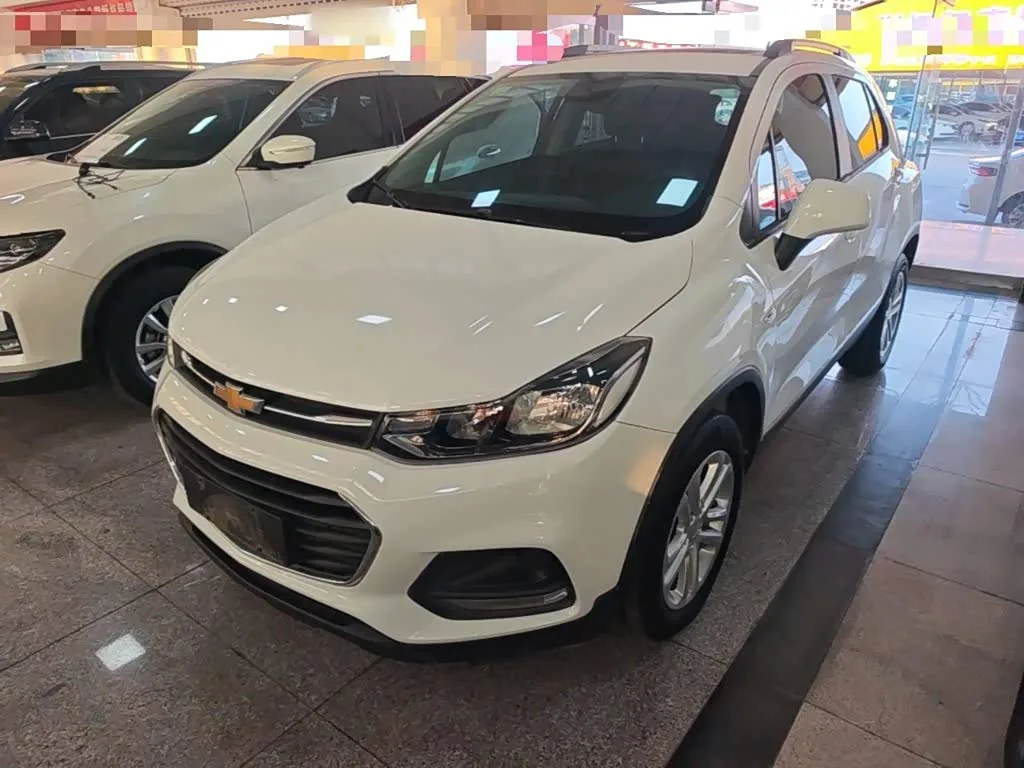 Chevrolet Tracker 2018 из Китая — купить под ключ