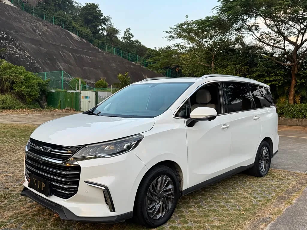Maxus G50 2019 из Китая — купить под ключ