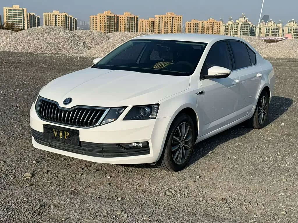 Skoda Octavia Pro 2018 из Китая — купить под ключ