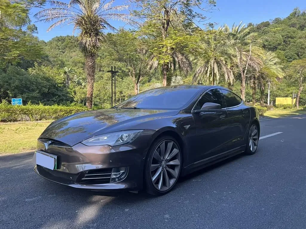 Tesla Model S 2015 из Китая — купить под ключ