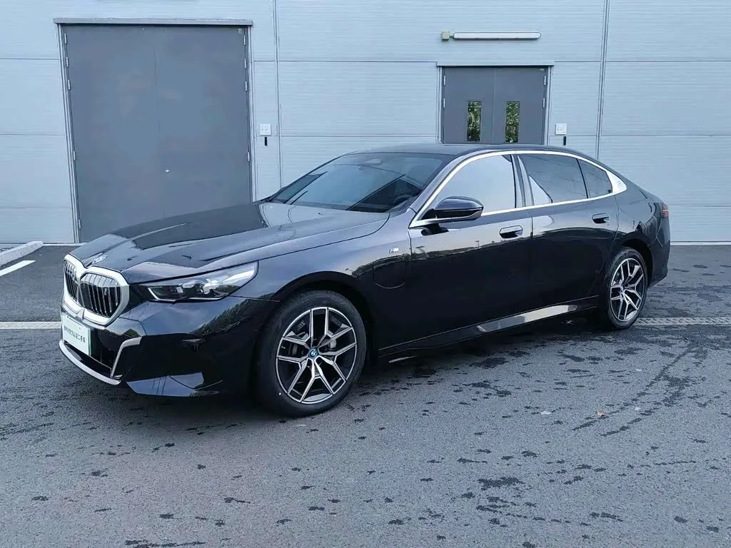 BMW i5 2026 из Китая — купить под ключ
