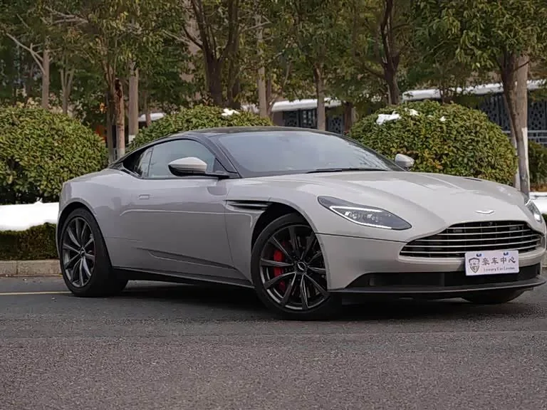 Aston Martin DB11 2021 из Китая — купить под ключ